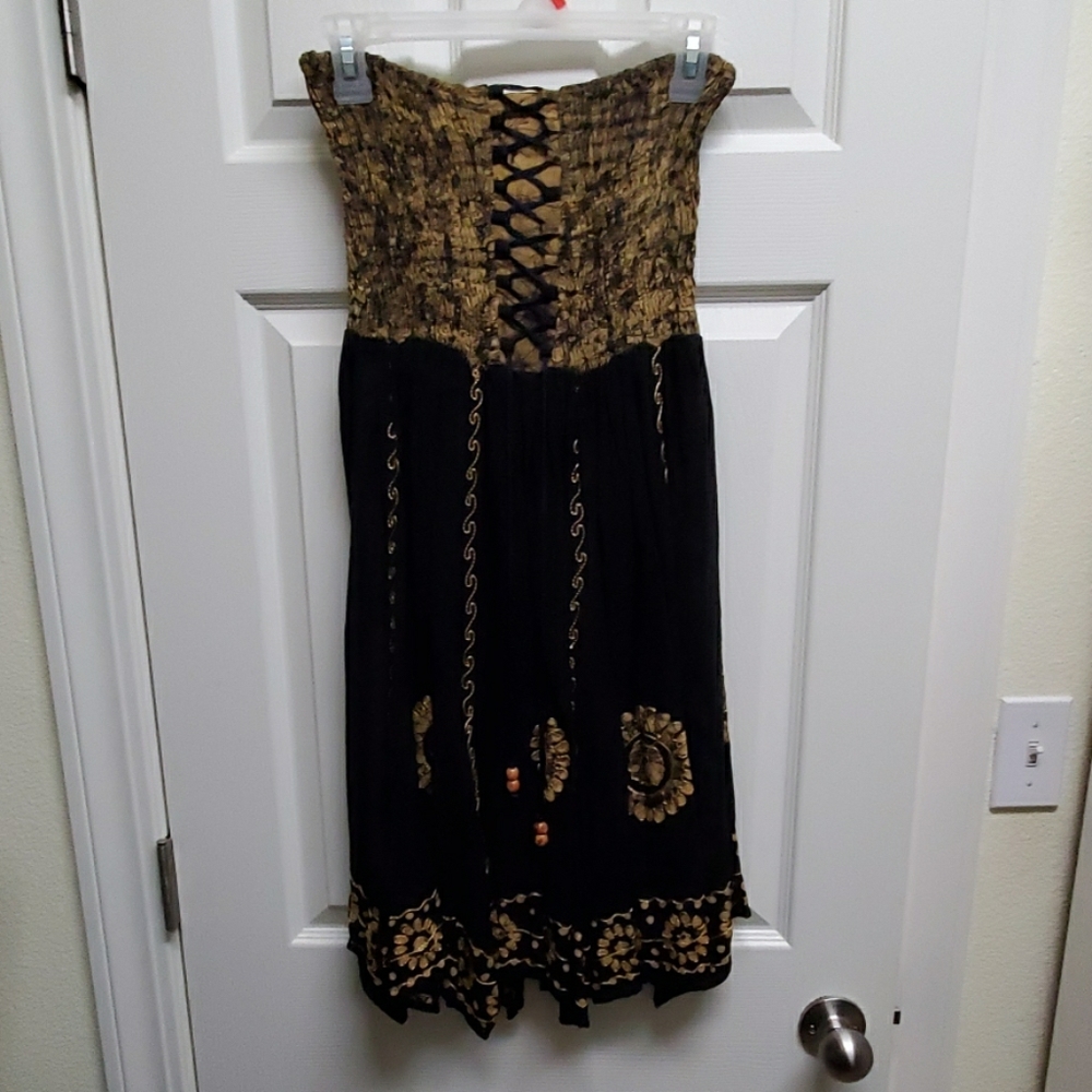 Strapless dress